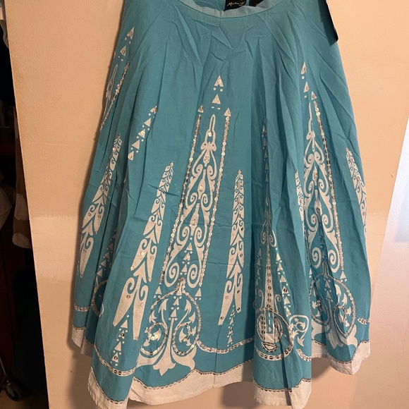 skirt - Picture 1 of 1